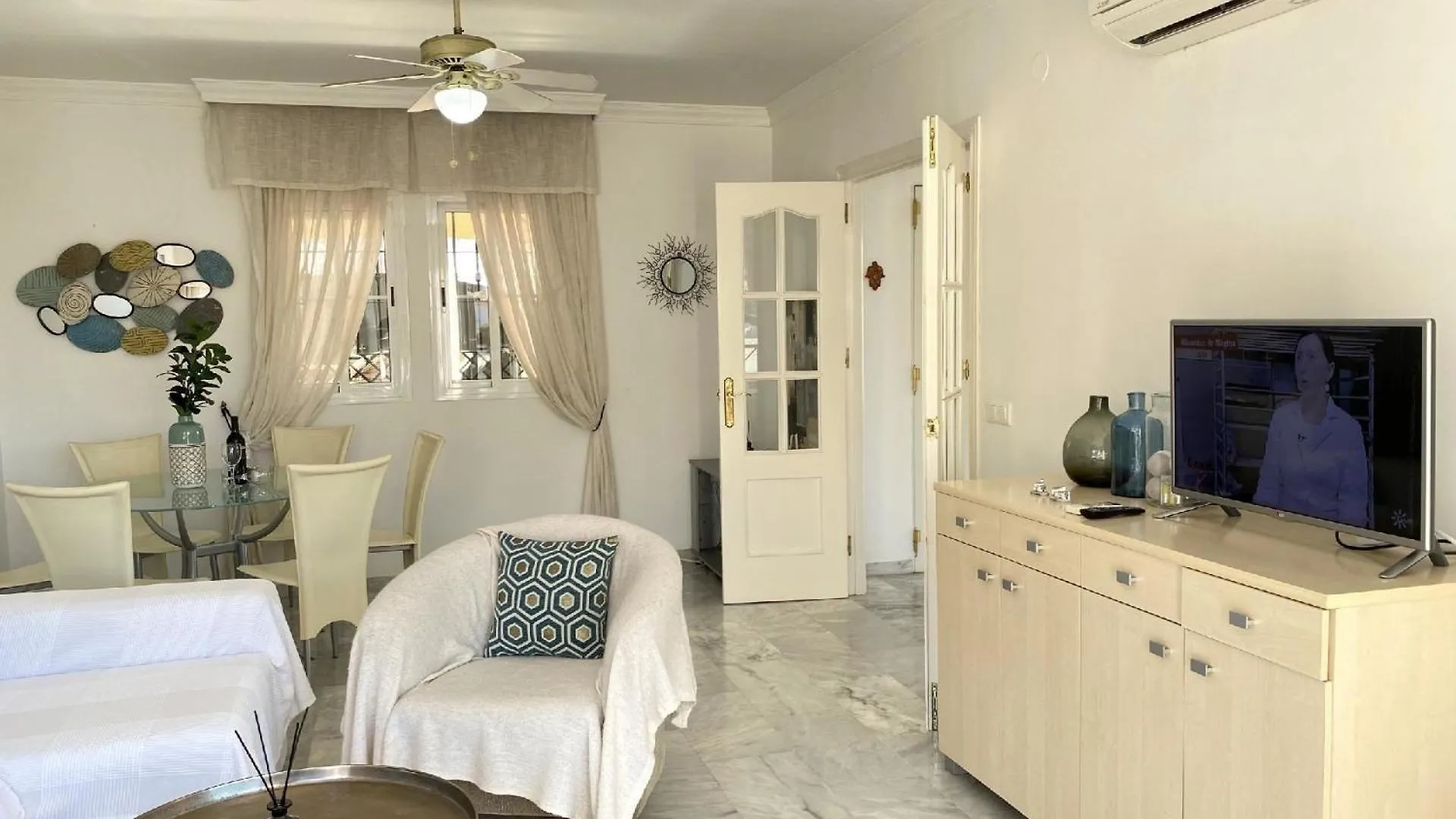 Ferienhaus Mit Privatpool Fuer 7 Personen Ca 150 Qm In Nerja, Andalusien Costa Del Sol