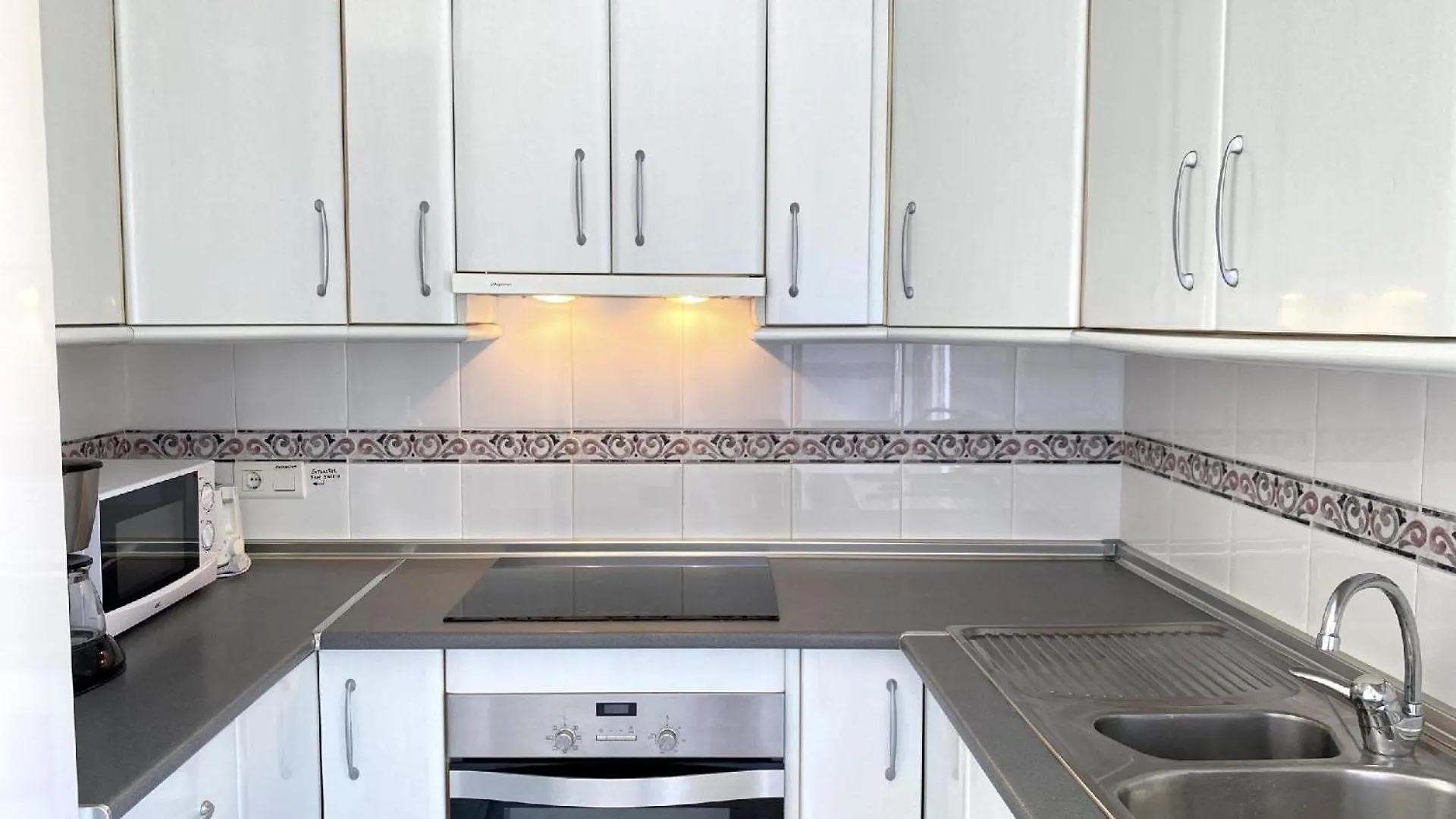 Ferienhaus Mit Privatpool Fuer 7 Personen Ca 150 Qm In Nerja, Andalusien Costa Del Sol Spain